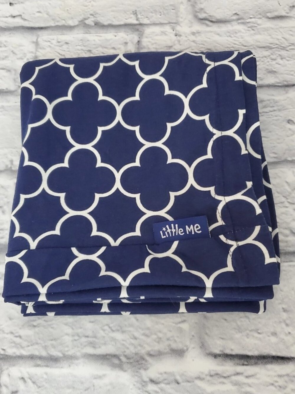 Little Me Scarf Nursing Cover Cotton Blend Multipurpose Navy Quatrefoil Design